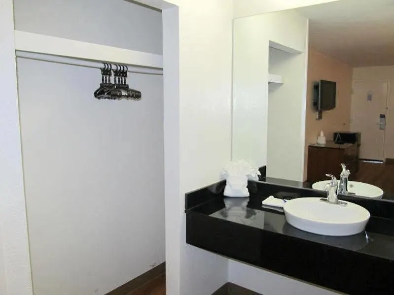 Hotel Motel 6-Savannah, Ga - Midtown