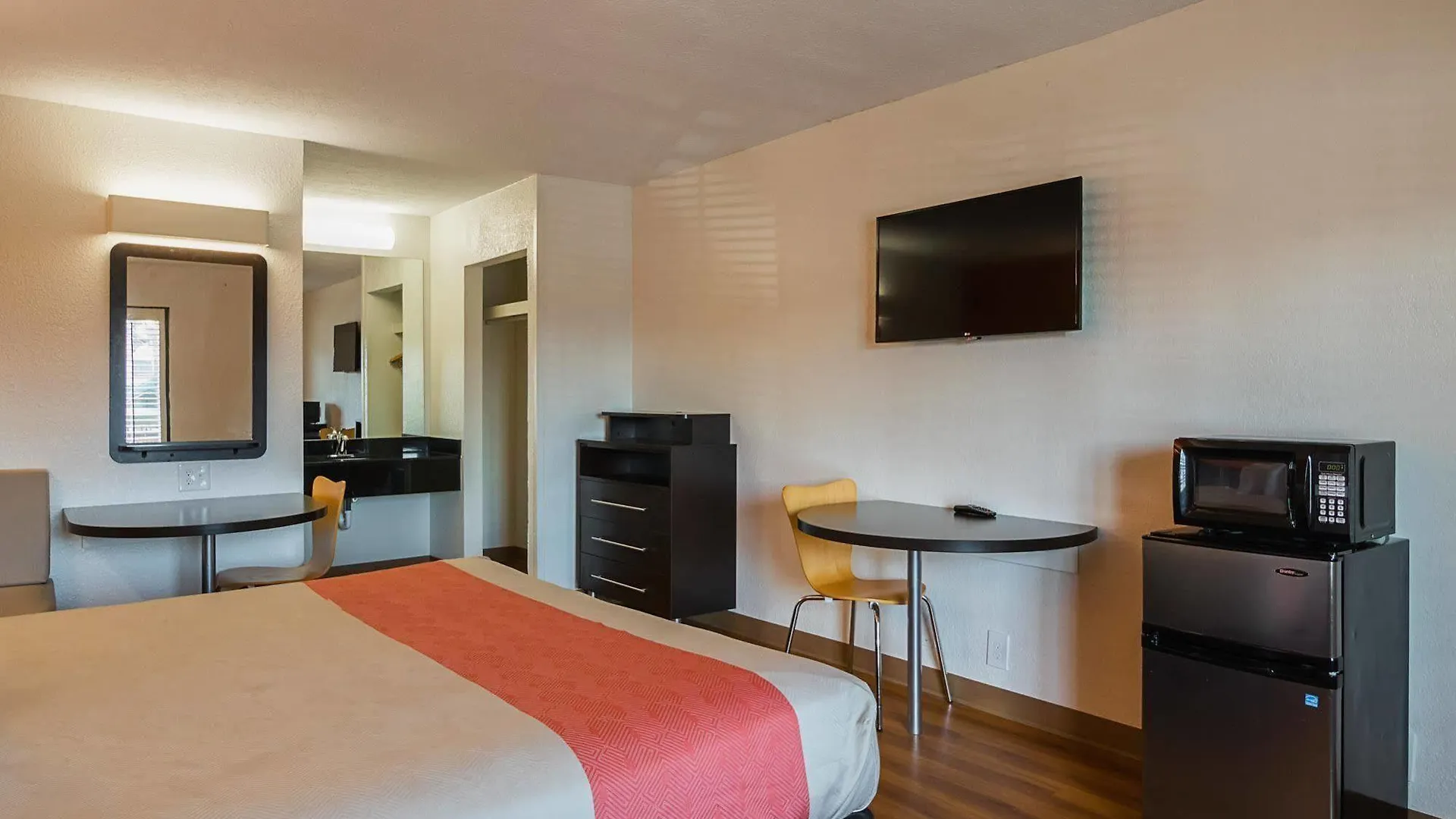 Motel 6-Savannah, Ga - Midtown Hotel